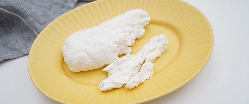 家で犬も食べられる「無塩割けるチーズ」を作ってみよう[#犬の手作りレシピ]