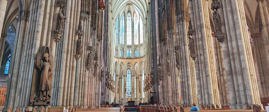 ドイツの街角から　～私たちの街の世界遺産、ケルン大聖堂～